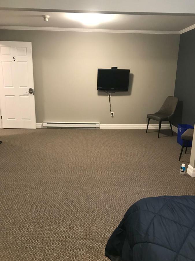 موتيل كليرنيفيل Stanley House المظهر الخارجي الصورة